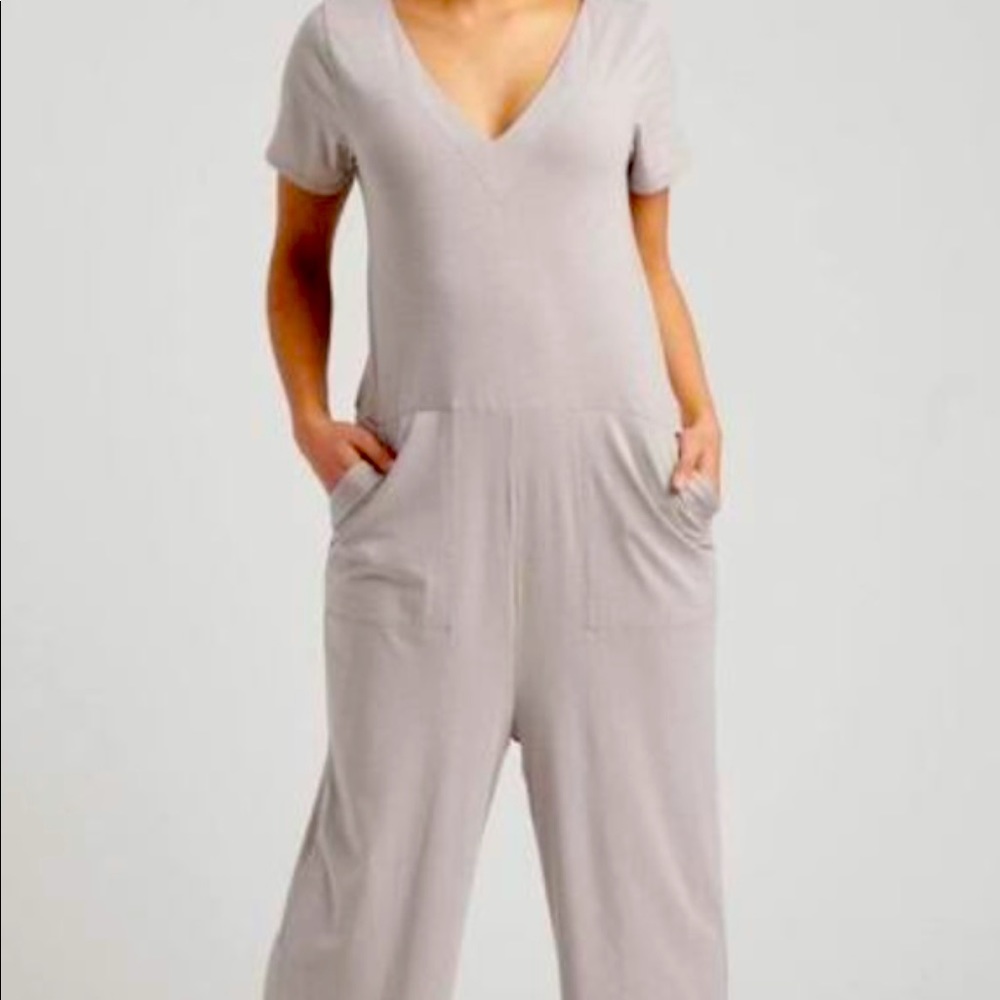 NWT JEMMA V JUMPSUIT BY UNIVERSAL STANDARD